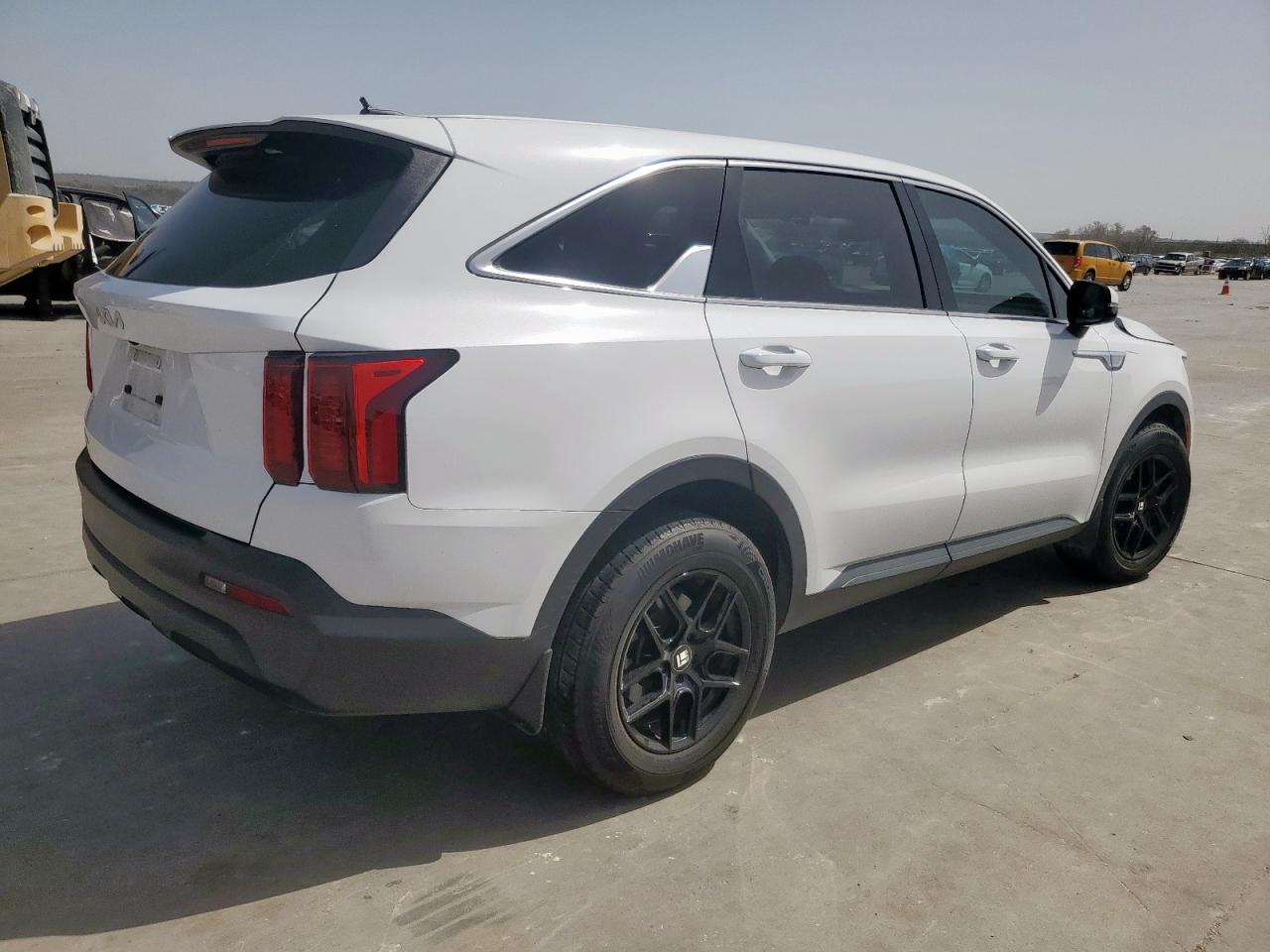 2023 KIA SORENTO LX VIN:5XYRG4LC7PG179481