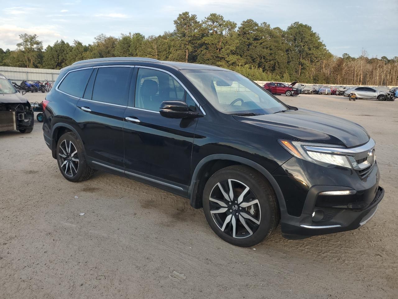 2022 HONDA PILOT TOURING VIN:5FNYF5H65NB022897