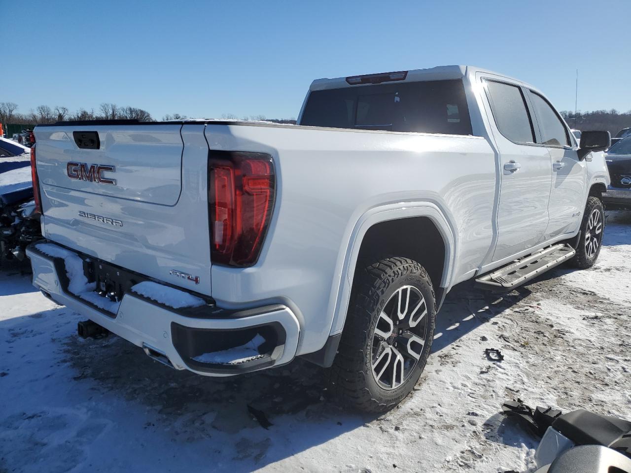 2023 GMC SIERRA K1500 AT4 VIN:1GTUUEE83PZ243647