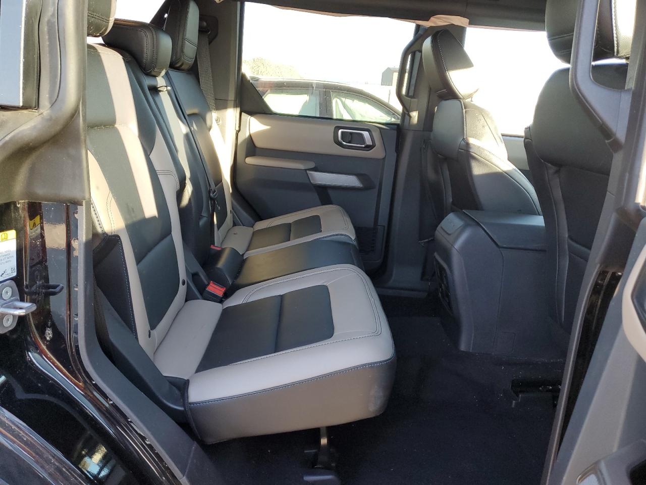 2023 FORD BRONCO BASE VIN:1FMEE5DP7PLB93490