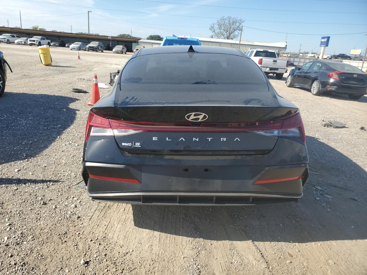 2024 HYUNDAI ELANTRA SEL VIN:KMHLS4DG8RU819491