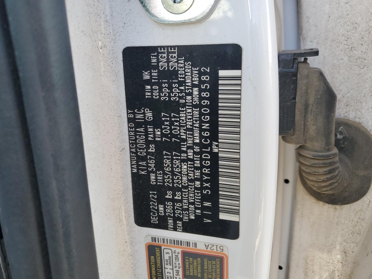2022 KIA SORENTO LX VIN:5XYRGDLC6NG098582