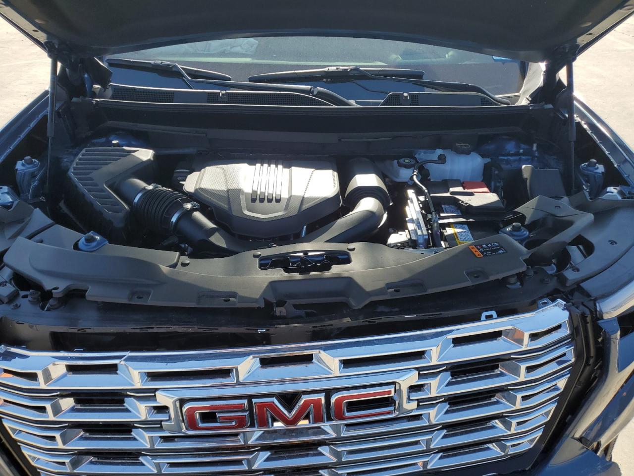 2024 GMC ACADIA DENALI VIN:1GKENRKS7RJ185895
