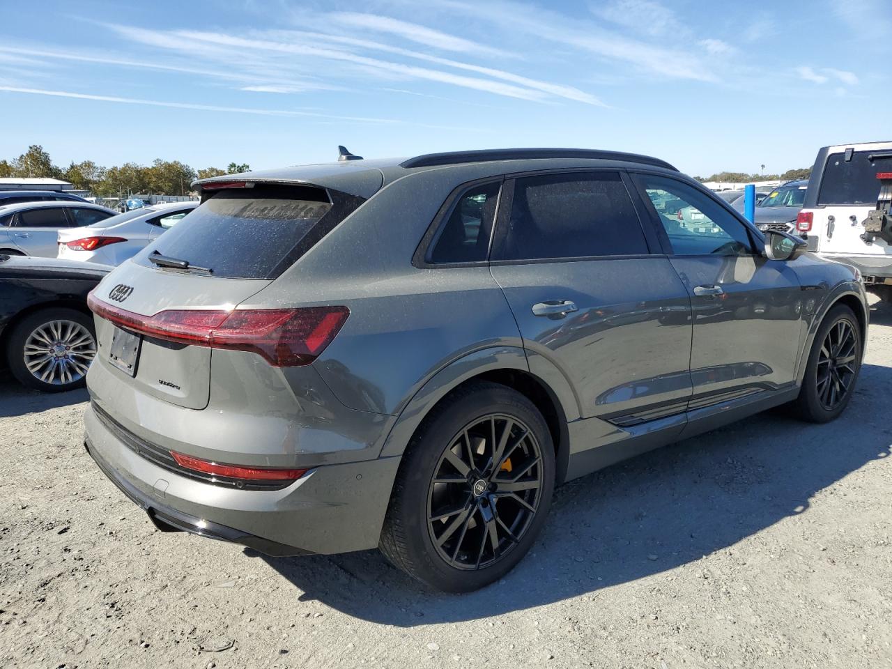 2022 AUDI E-TRON CHRONOS VIN:WA1VABGE4NB040071