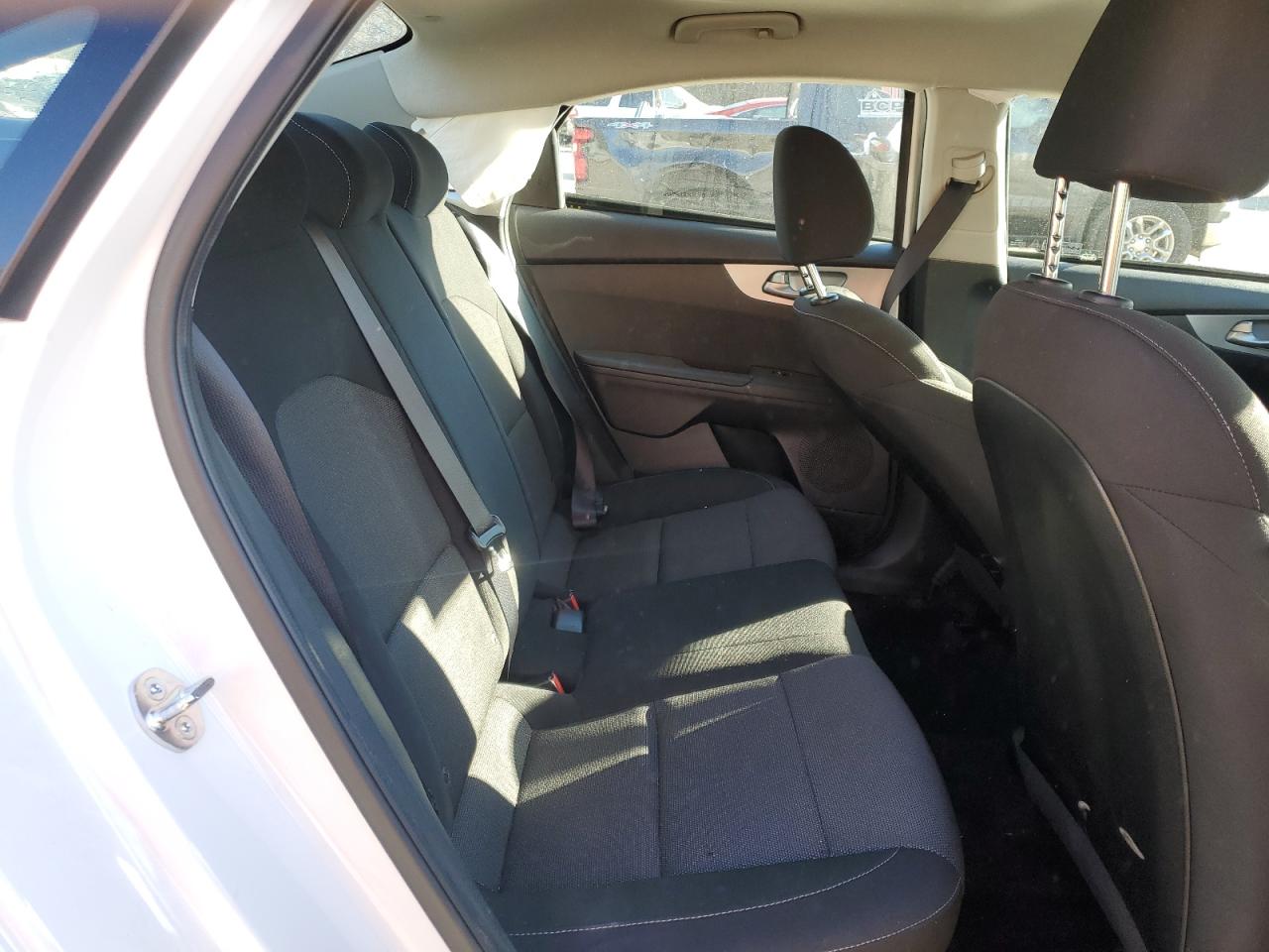 2023 KIA FORTE LX VIN:3KPF24AD7PE643637