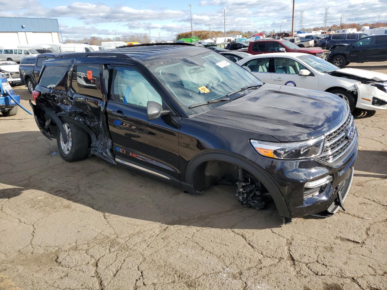 2022 FORD EXPLORER XLT VIN:1FMSK8DH0NGC35090