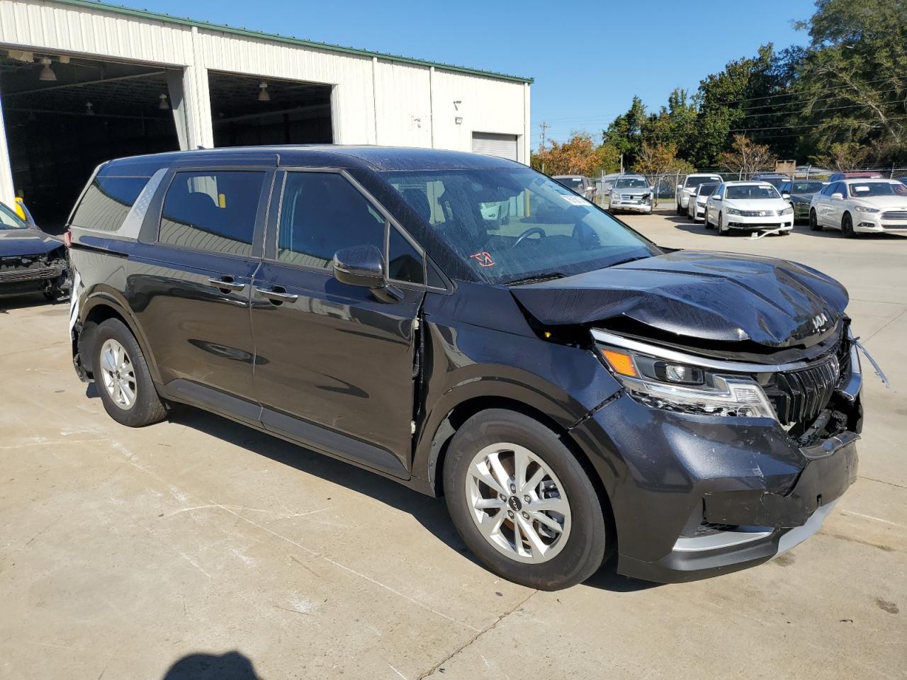 2024 KIA CARNIVAL LX VIN:KNDNB4H38R6362979
