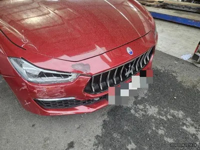2018 Maserati Ghibli VIN: