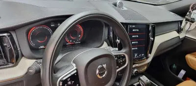 2018 Volvo XC60 VIN: