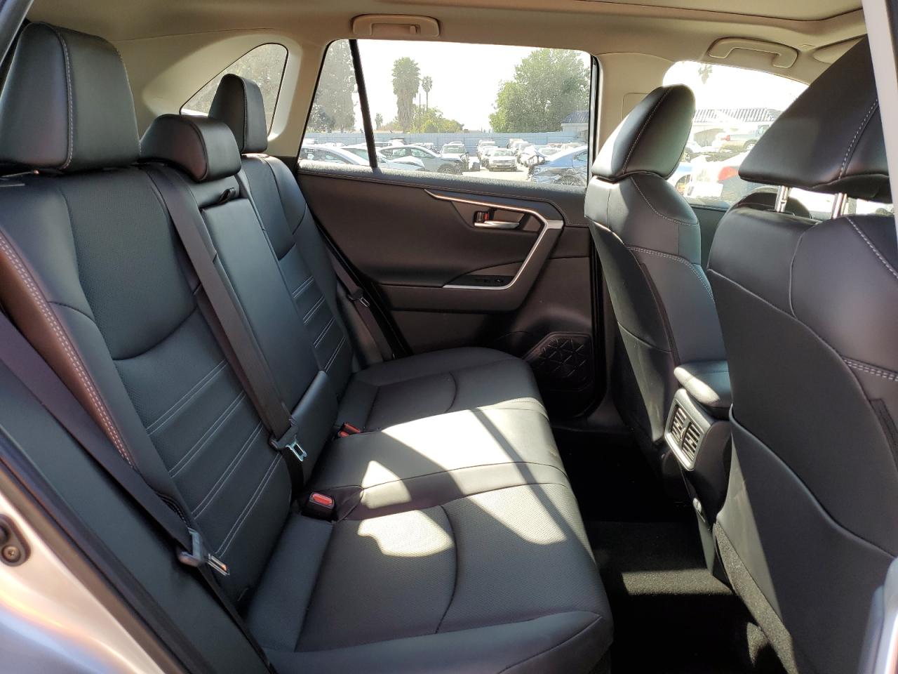 2024 TOYOTA RAV4 LIMITED VIN:JTMD6RFV1RJ062067