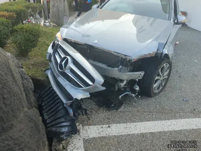 2015 Mercedes-Benz C 220 VIN: