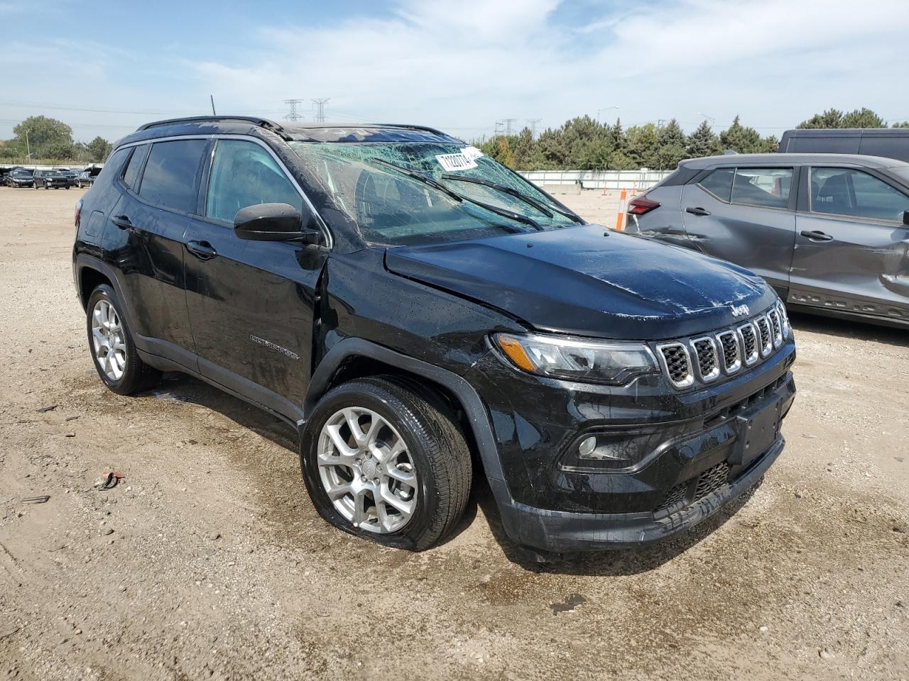2024 JEEP COMPASS LATITUDE LUX VIN:3C4NJDFN6RT135819