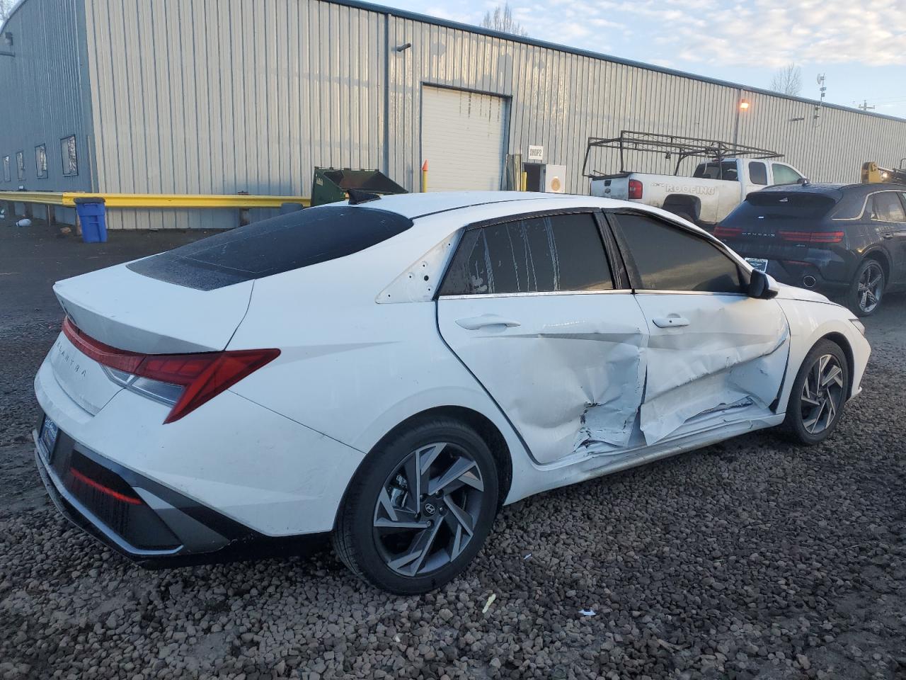 2024 HYUNDAI ELANTRA SEL VIN:KMHLS4DG9RU646872