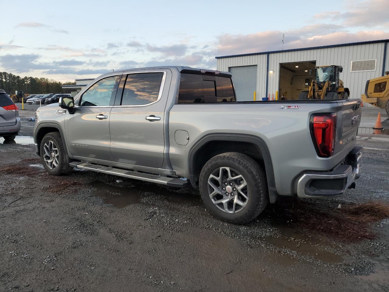 2024 GMC SIERRA K1500 SLT VIN:1GTUUDE85RZ113169