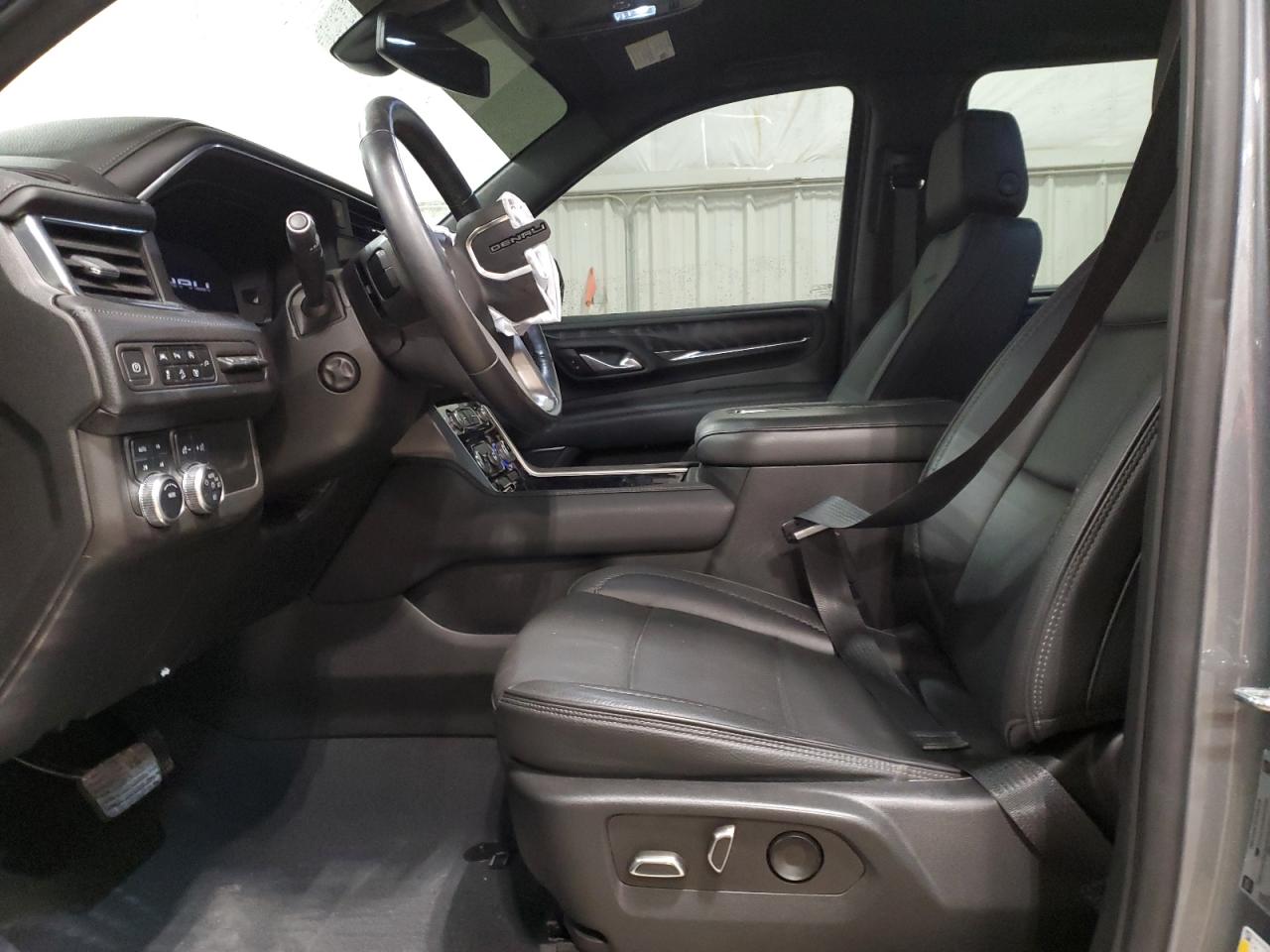 2022 GMC YUKON XL DENALI VIN:1GKS2JKL2NR231022