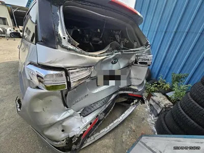 2014 Kia Carnival VIN: