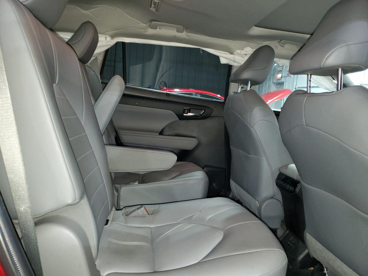 2022 TOYOTA HIGHLANDER XLE VIN:5TDGZRBH0NS591866