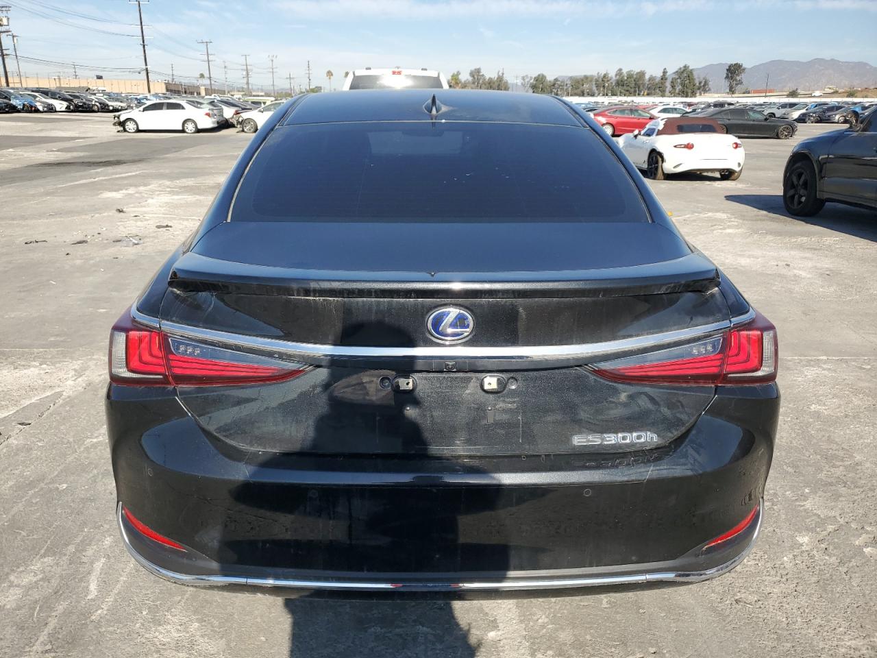 2022 LEXUS ES 300H BASE VIN:58ADA1C14NU024492