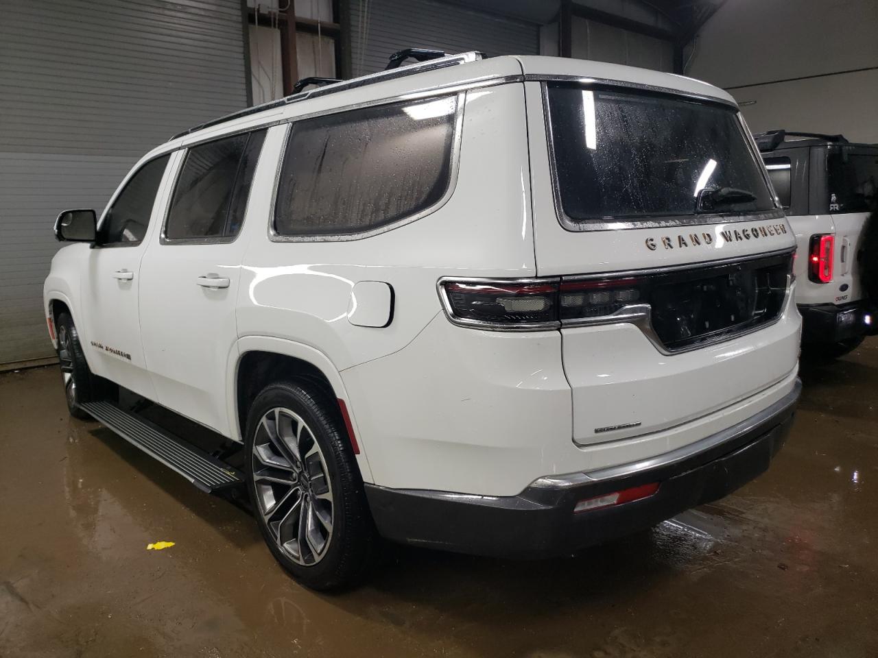 2022 JEEP GRAND WAGONEER SERIES III VIN:1C4SJVGJ4NS102091