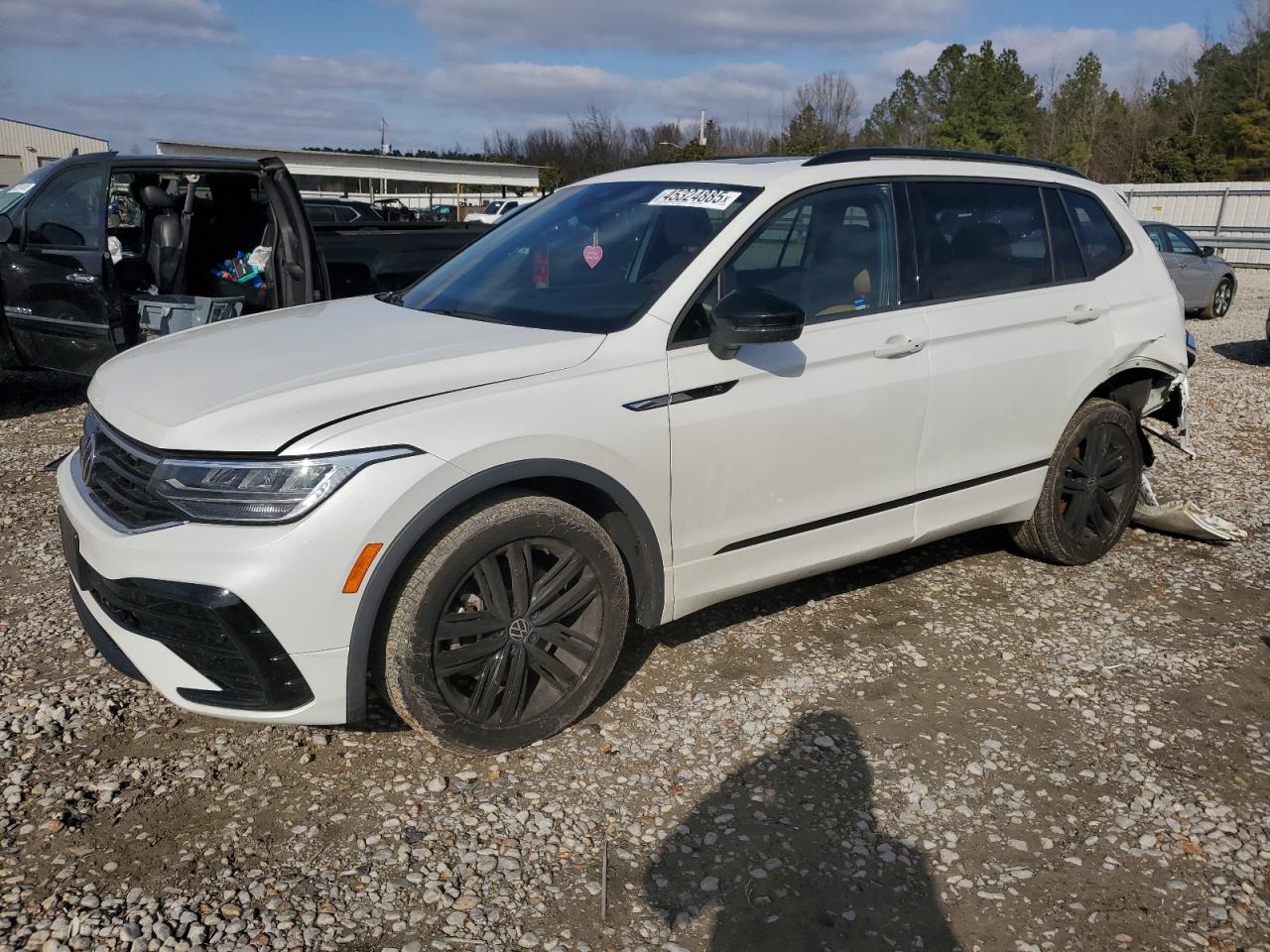2022 VOLKSWAGEN TIGUAN SE R-LINE BLACK VIN:3VVCB7AX8NM132084