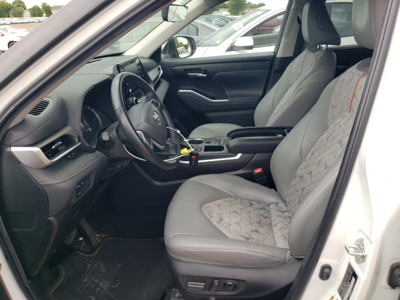 2022 TOYOTA HIGHLANDER HYBRID XLE VIN:5TDABRCH5NS543966