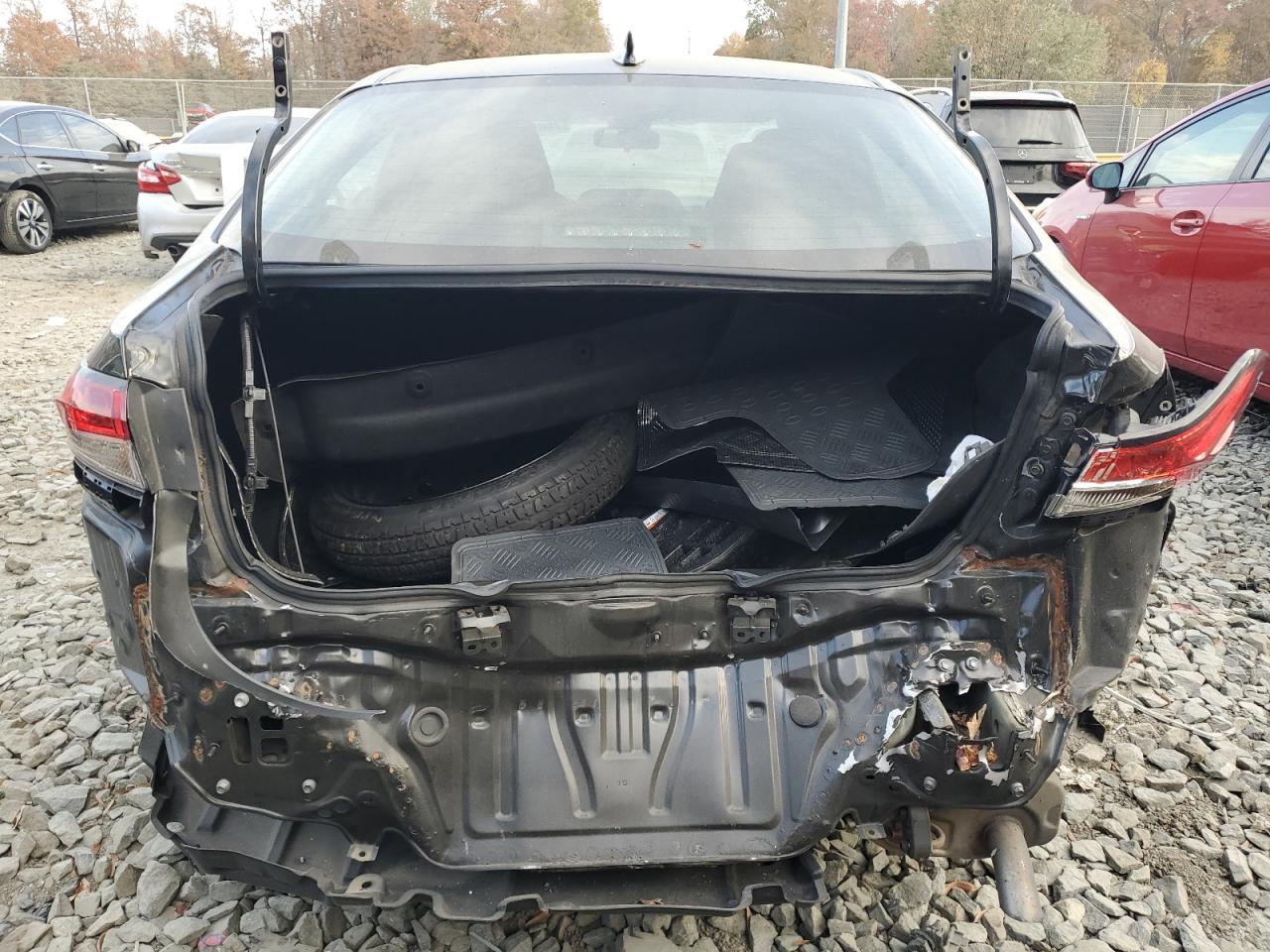 2022 TOYOTA COROLLA LE VIN:5YFEPMAE4NP368844
