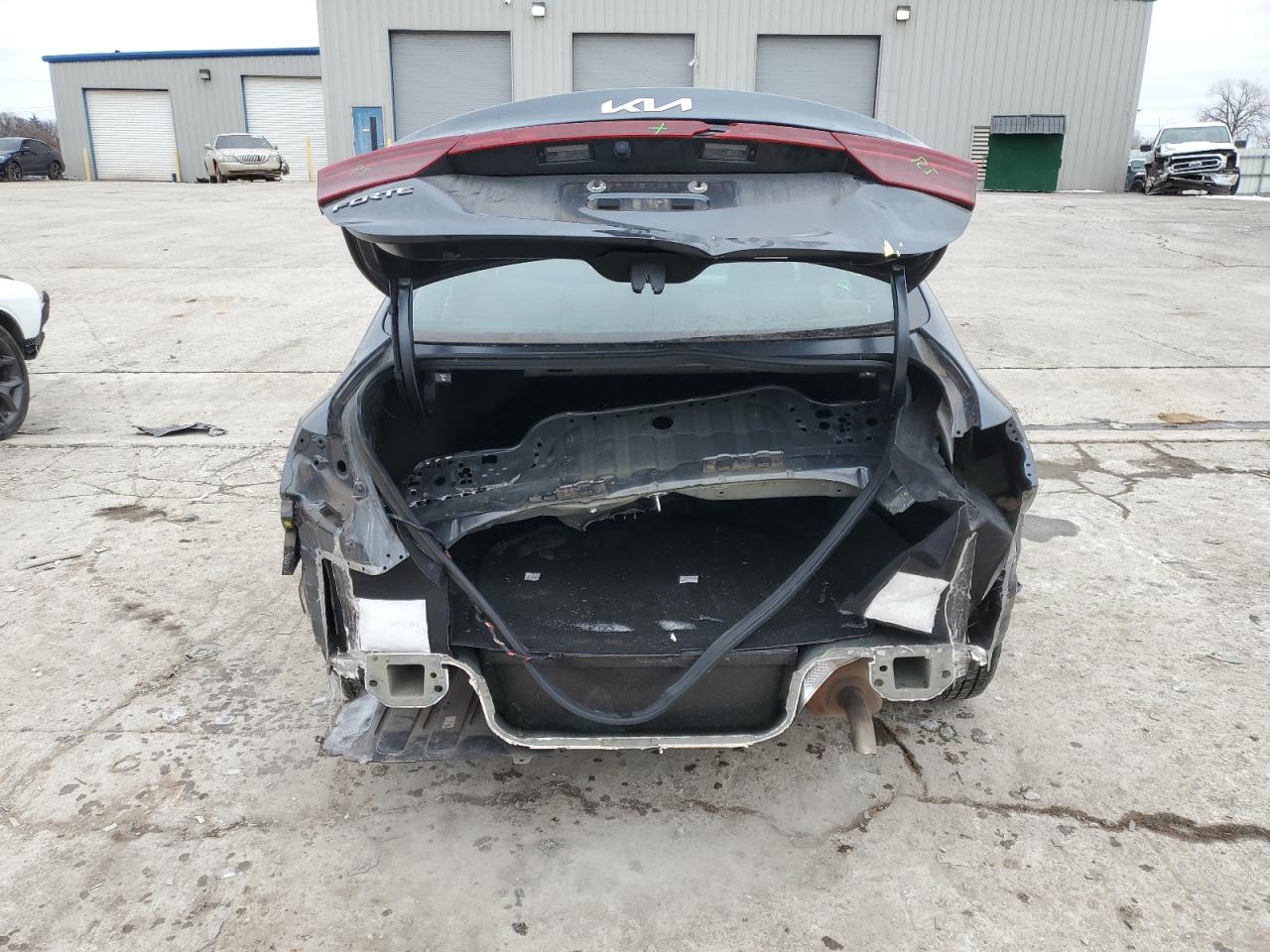 2024 KIA FORTE LX VIN:3KPF24AD5RE715812