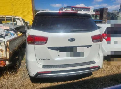 2016 Kia Carnival VIN: