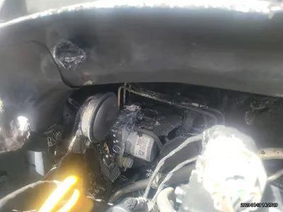 2015 Hyundai Santa FE 735KMKMHSW81UBFU3 VIN:735KMKMHSW81UBFU3