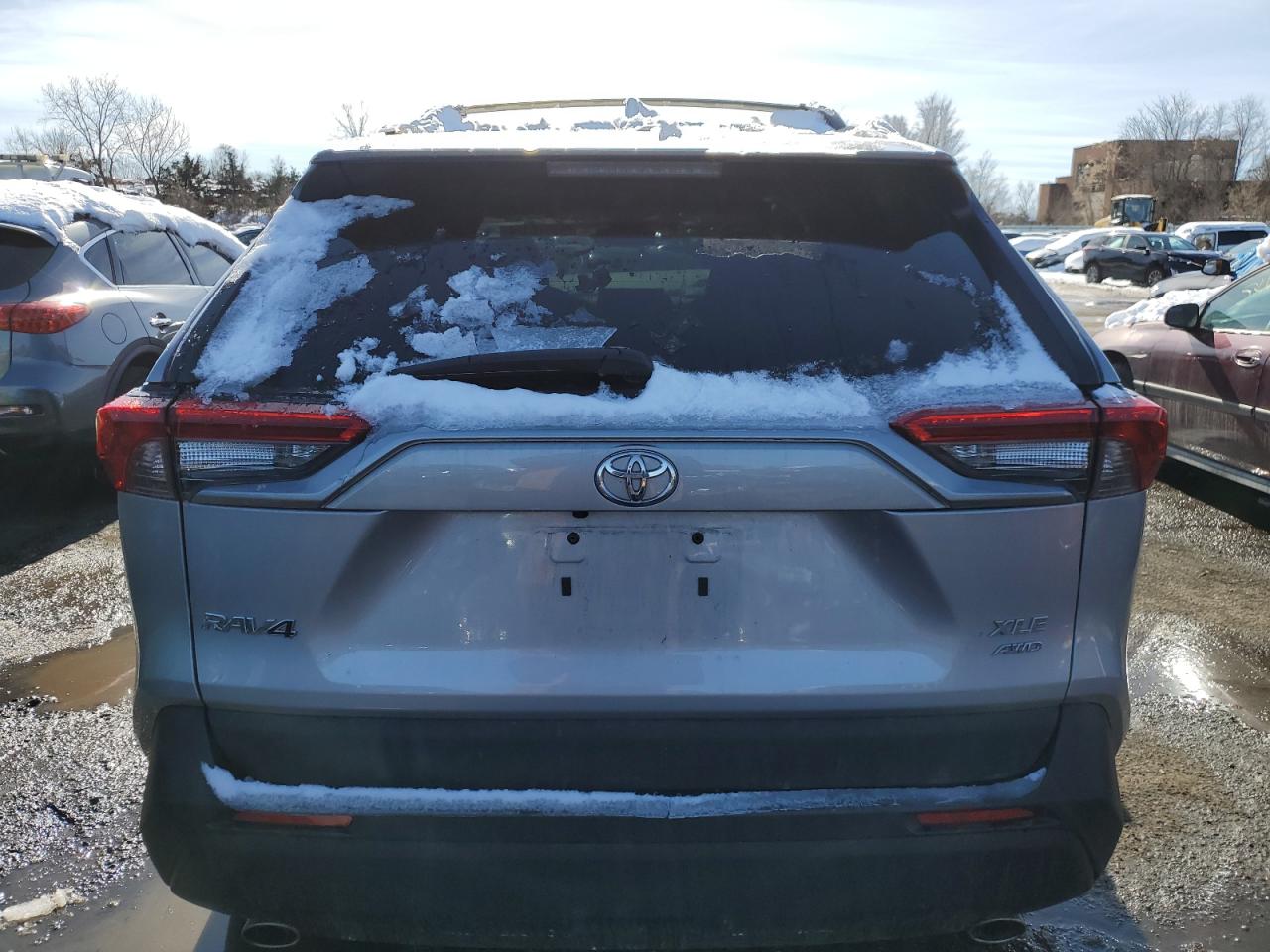 2022 TOYOTA RAV4 XLE VIN:2T3P1RFV1NW296071