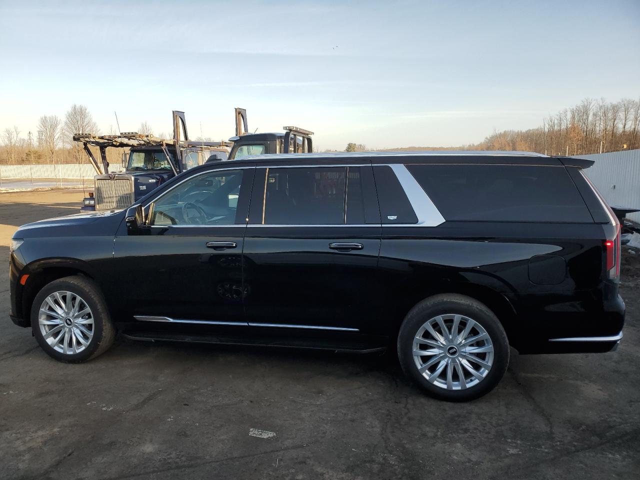 2024 CADILLAC ESCALADE ESV LUXURY VIN:1GYS4JKTXRR111331