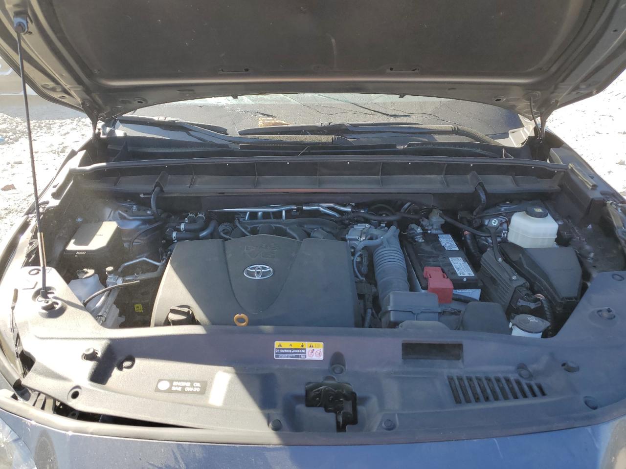 2022 TOYOTA HIGHLANDER XLE VIN:5TDGZRAH1NS540927