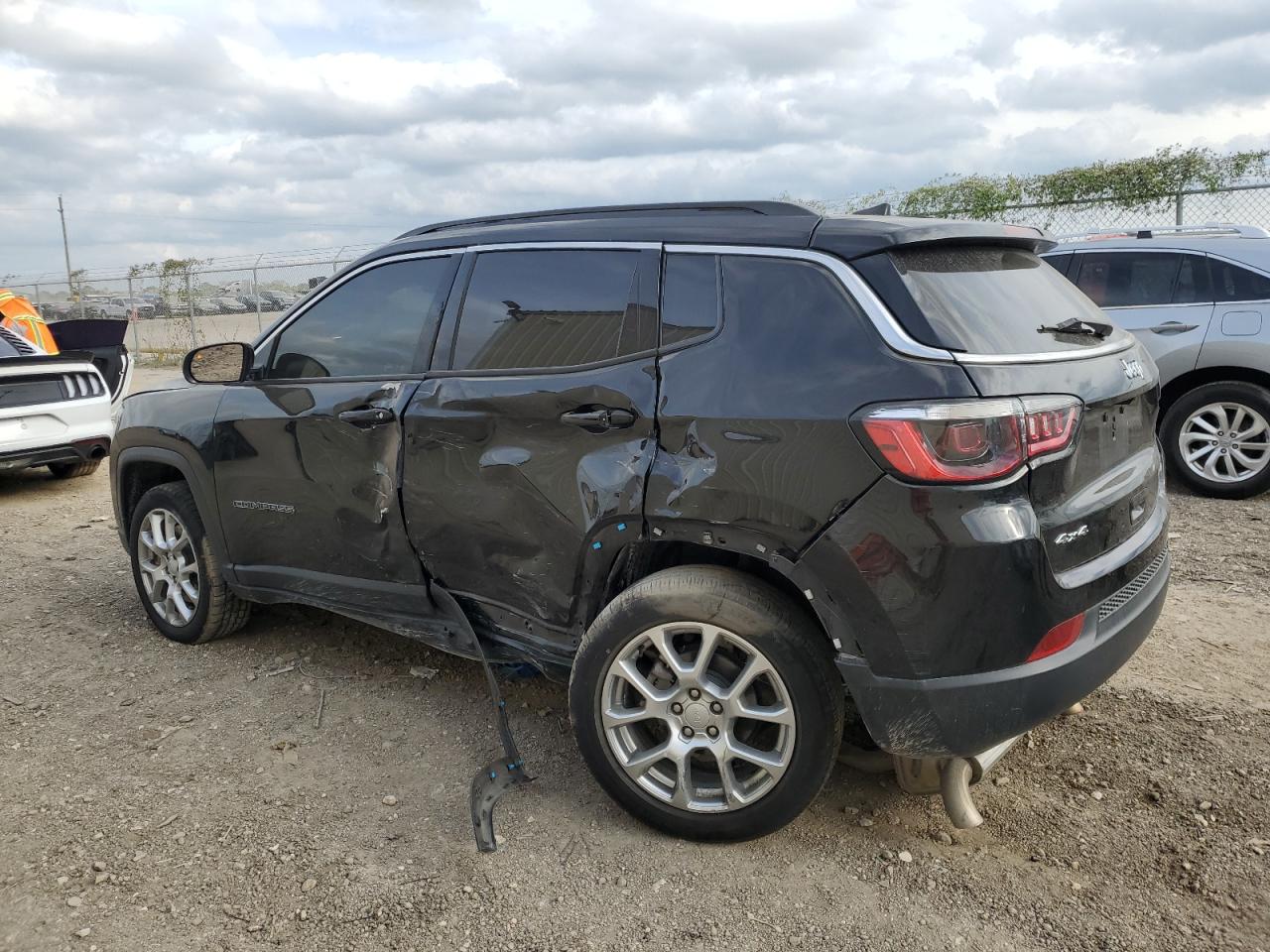 2023 JEEP COMPASS LATITUDE LUX VIN:3C4NJDFN5PT528174