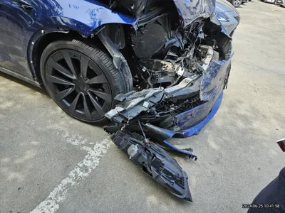 2023 Tesla Model X VIN:
