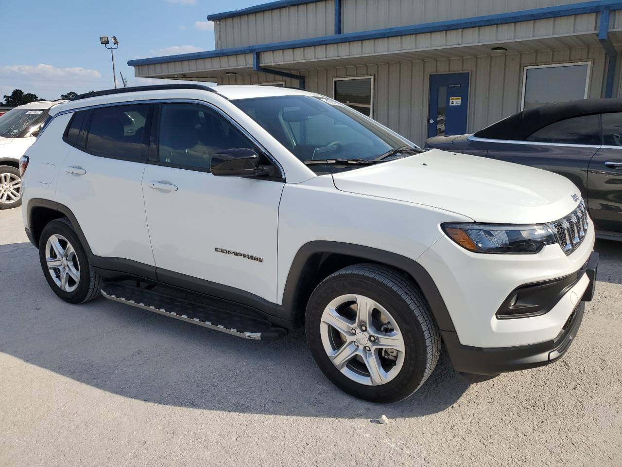 2023 JEEP COMPASS LATITUDE VIN:3C4NJDBN4PT549197