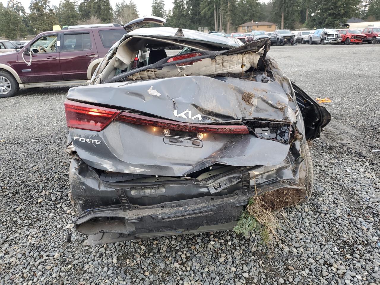 2023 KIA FORTE LX VIN:3KPF24AD7PE505886