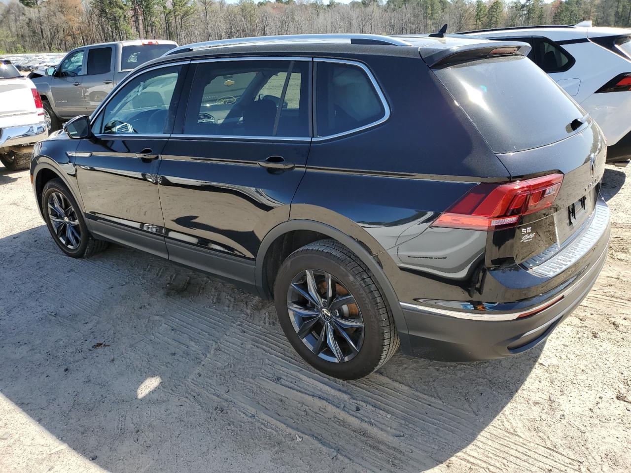 2023 VOLKSWAGEN TIGUAN SE VIN:3VVNB7AX5PM027532