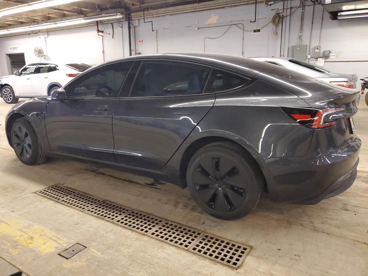 2024 TESLA MODEL 3  VIN:5YJ3E1EA2RF860728