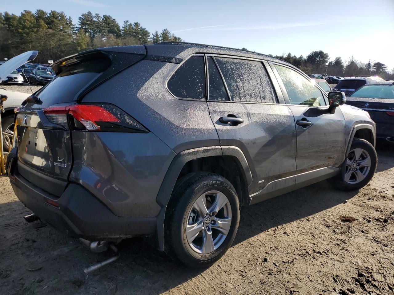 2024 TOYOTA RAV4 LE VIN:JTMMWRFV6RD234804