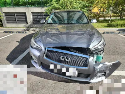 2015 Infiniti Q50 VIN: