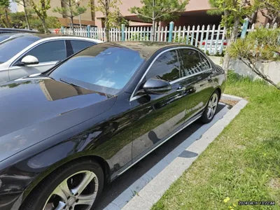 2017 Mercedes-Benz E 200 VIN: