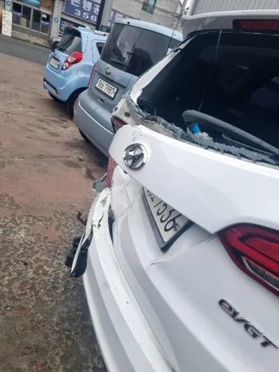 2017 Hyundai Santa FE KMHSW81UBHU743236 VIN:KMHSW81UBHU743236