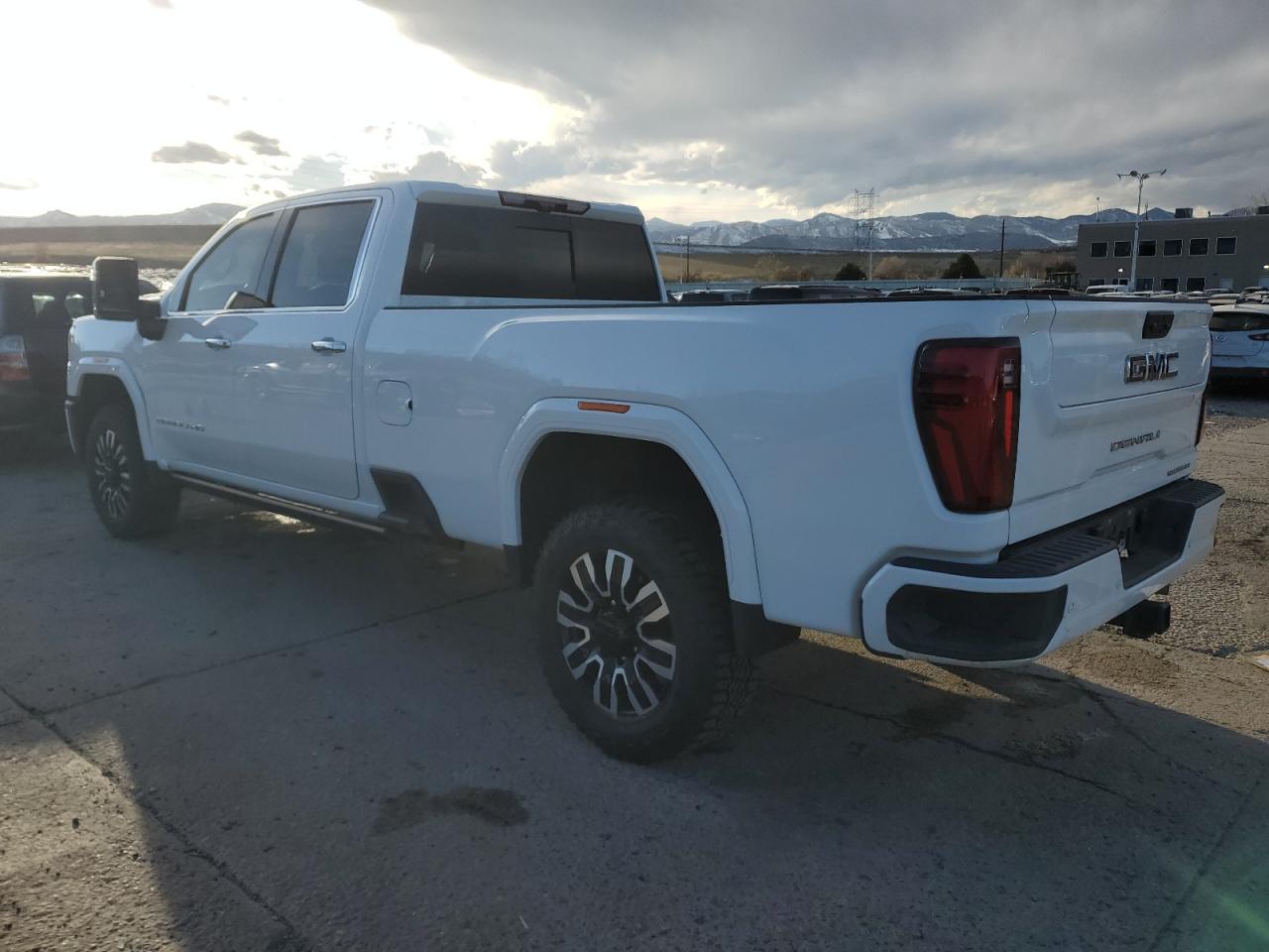 2024 GMC SIERRA K2500 DENALI ULTIMATE VIN:1GT49XEY2RF177531