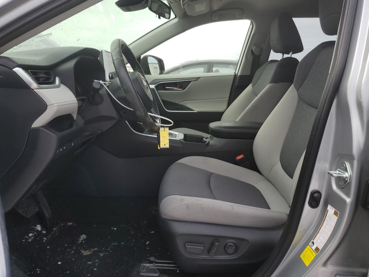 2023 TOYOTA RAV4 XLE VIN:JTMRWRFV9PJ057928
