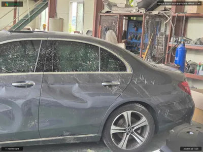 2019 Mercedes-Benz E 300 WDDZF4JB4KA628143 VIN:WDDZF4JB4KA628143