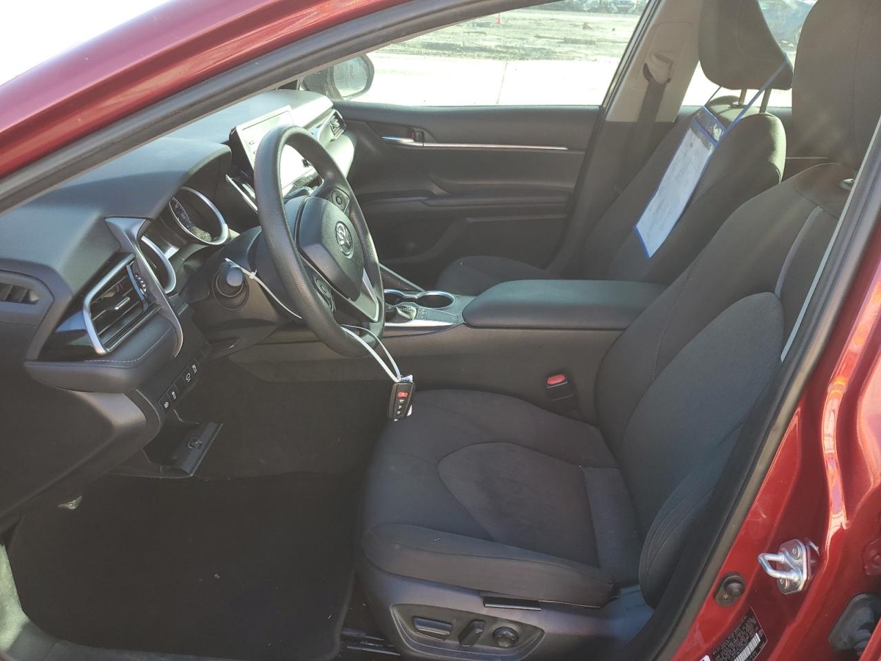 2022 TOYOTA CAMRY LE VIN:4T1R11AK1NU678097