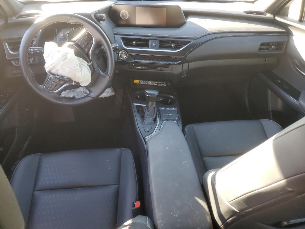 2022 LEXUS UX 200 BASE VIN:JTHX3JBH4N2053616
