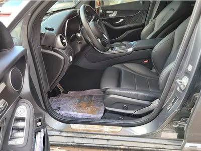 2020 Mercedes-Benz GLC 300 VIN: