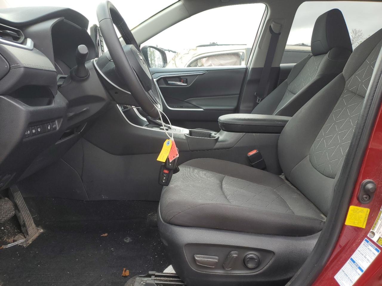 2022 TOYOTA RAV4 XLE VIN:4T3RWRFV5NU068388