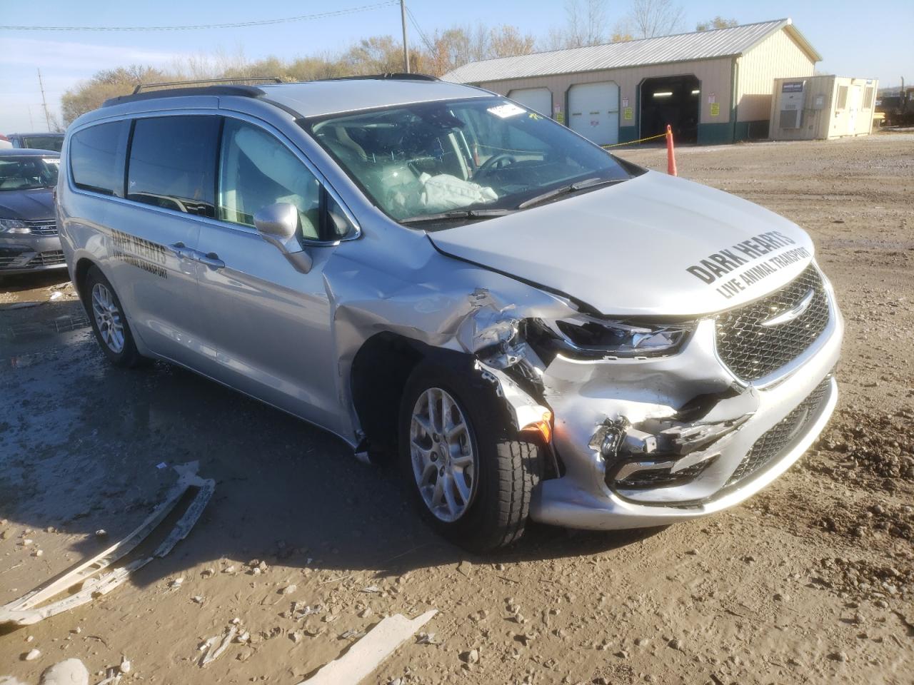 2022 CHRYSLER PACIFICA TOURING L VIN:2C4RC1BG1NR152168